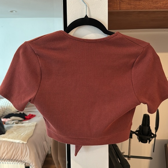 Inamorata Crop top with tie - Picture 2 of 2